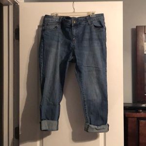 Kut brand jean capris, excellent condition